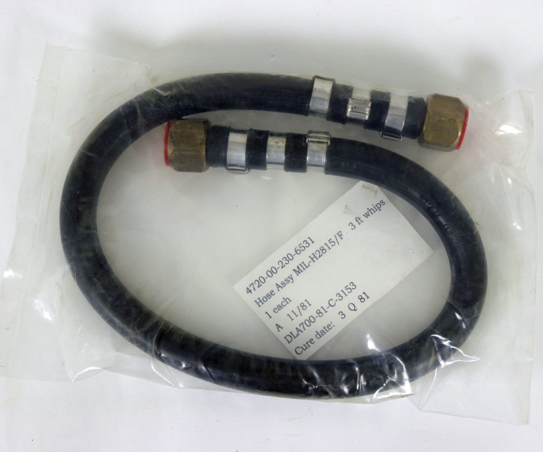 US Navy Mark 12 Diving Helmet Hose Whip New Old Stock 1981 (1 of 2)