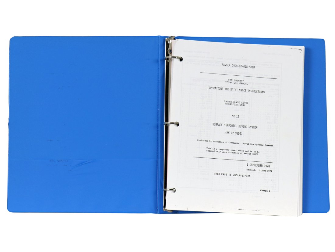 1978 US Navy Mark 12 Helmet & Rebreather Tech Manual (1 of 2)