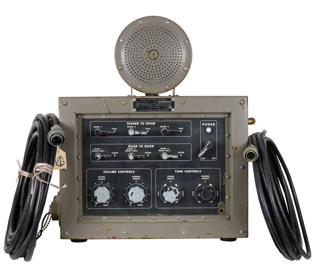 US Navy Mark V WW2 Diving Amplifier w/ USN Stamp (1 of 9)