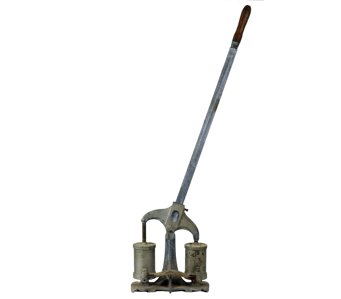 Miller Dunn 1A Shallow Water Divers Air Pump (1 of 4)