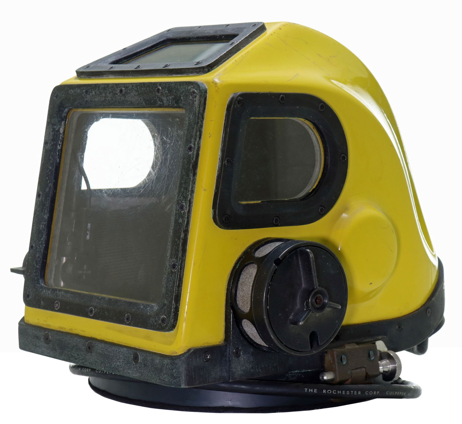 United States Navy Mark 12 Diving Helmet – Not Decommissioned (1 of 8)