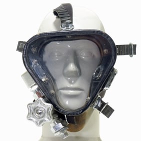 Jack Browne DESCO Dive Mask In Nice Origial Condition