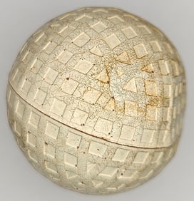 Antique Mesh Pattern Lightweight Floater Golf Ball