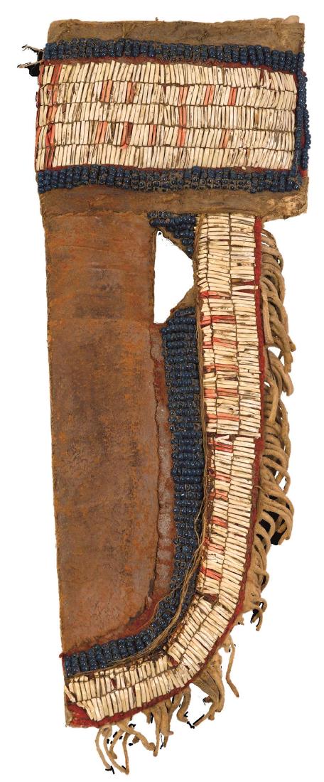 A GOOD MID 19TH CENTURY NATIVE AMERICAN INDIAN BEADWORK: A GOOD MID 19TH CENTURY NATIVE AMERICAN INDIAN BEADWORK KNIFE SHEATH, of characteristic hide form, the trailing edge of the scabbard with broad band of coloured glass beads set in a geometric design,