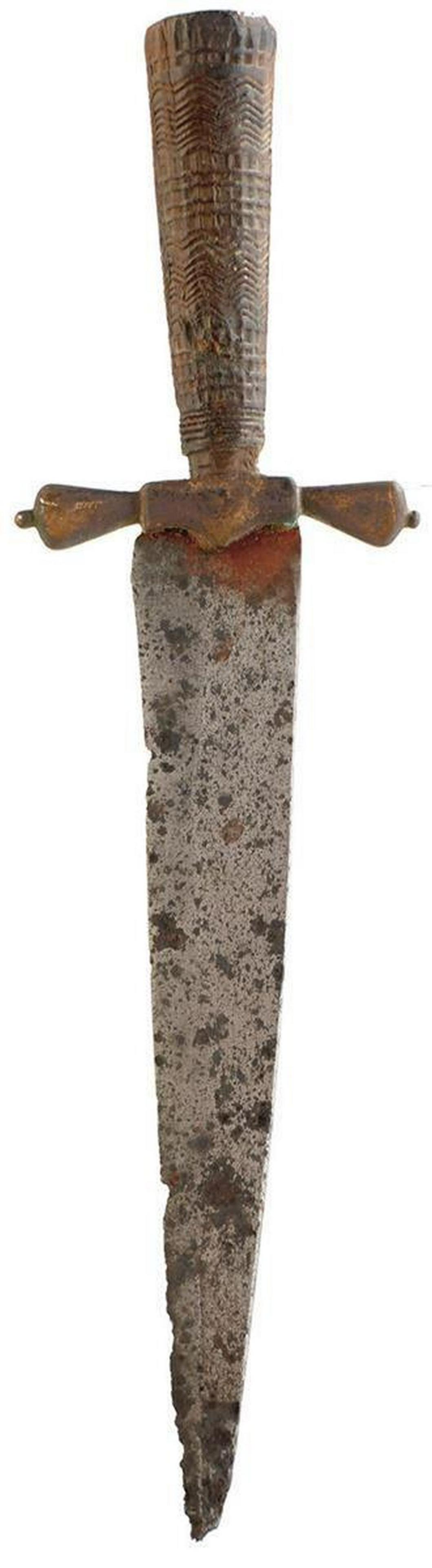 A LATE 16TH OR EARLY 17TH CENTURY NORTH EUROPEAN (1 of 10)