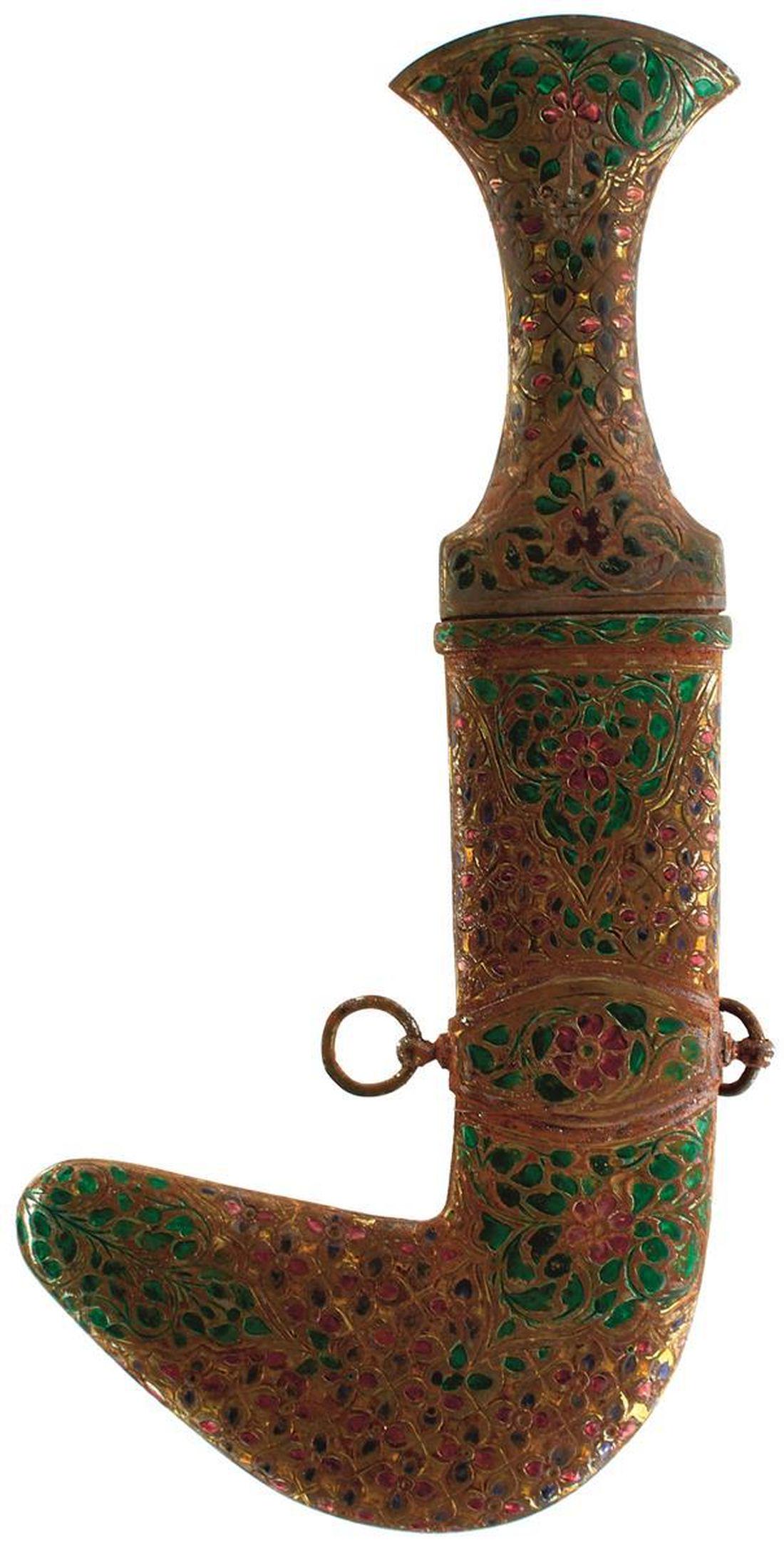 A LATE 19TH OR EARLY 20TH CENTURY PERSIAN JAMBIYA: A LATE 19TH OR EARLY 20TH CENTURY PERSIAN JAMBIYA, 24cm sharply curved damascus blade with raised medial ridge, inlaid with a panel of calligraphy in gold, characteristic hilt profusely decorated with