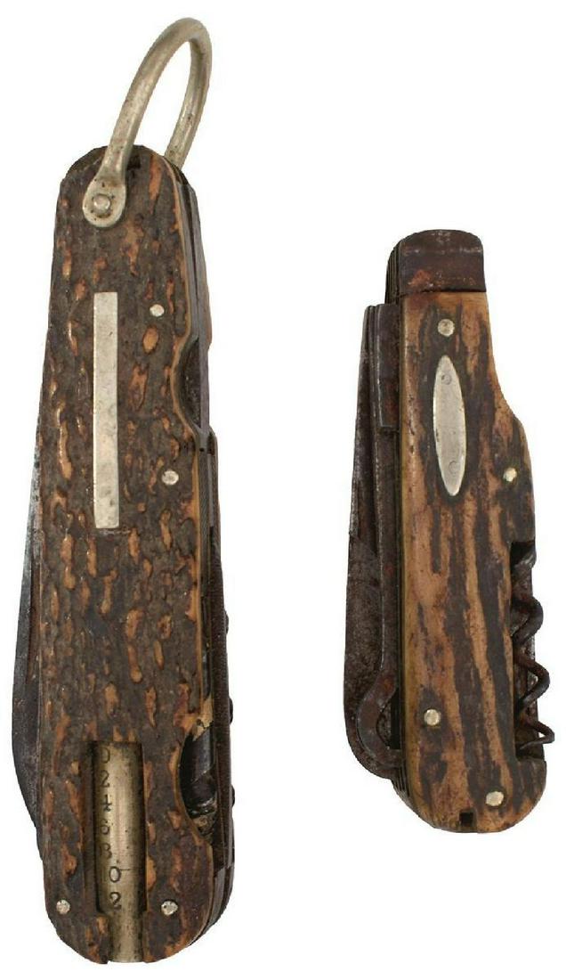 A SMALL COLLECTION OF POCKET KNIVES, to include a multi-bladed example, some losses to blades, a: A SMALL COLLECTION OF POCKET KNIVES, to include a multi-bladed example, some losses to blades, a further larger example both with natural horn grips, two further pocket knives and a 1953 dated militar