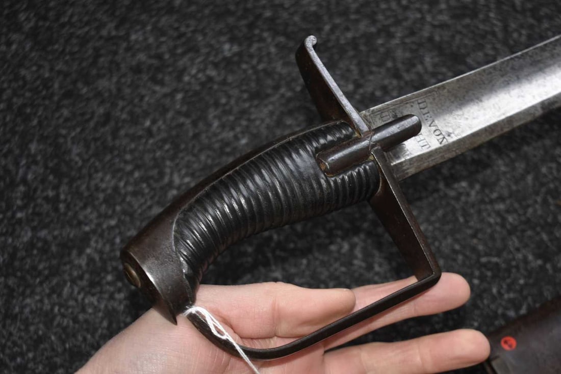 A 1788 PATTERN LIGHT CAVALRY SABRE TO THE DEVON LIGHT DRAGOONS, - 7