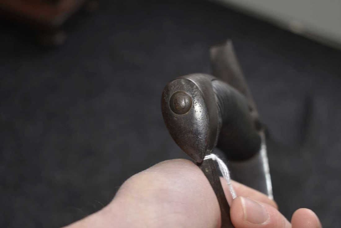 A 1788 PATTERN LIGHT CAVALRY SABRE TO THE DEVON LIGHT DRAGOONS, - 9