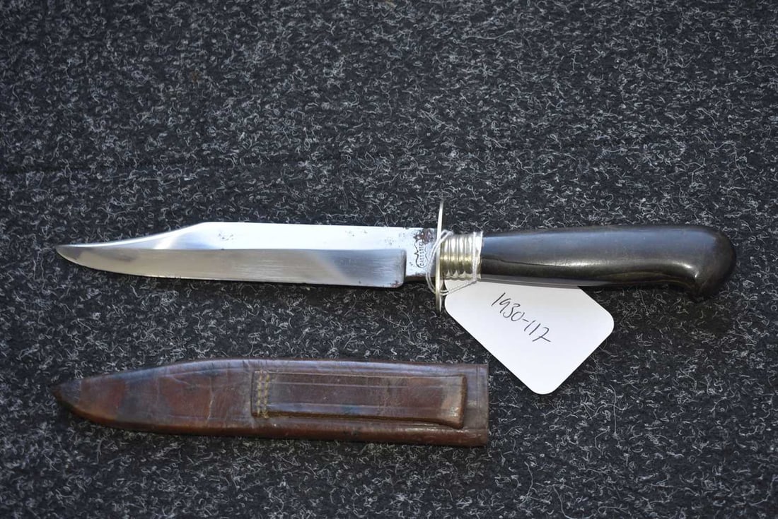 A SMALL BOWIE KNIFE, - 6