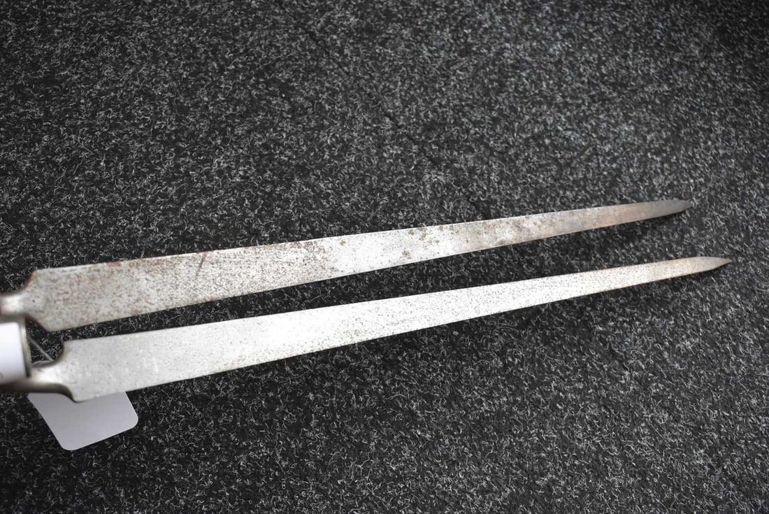 A BROWN BESS SOCKET BAYONET, - 5