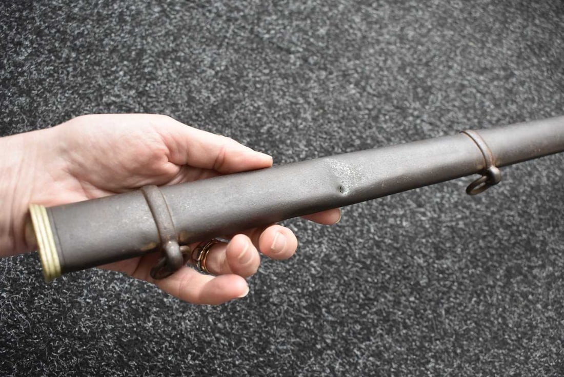 A HOUSE HOLD CAVALRY PRESENTATION SWORD, - 15