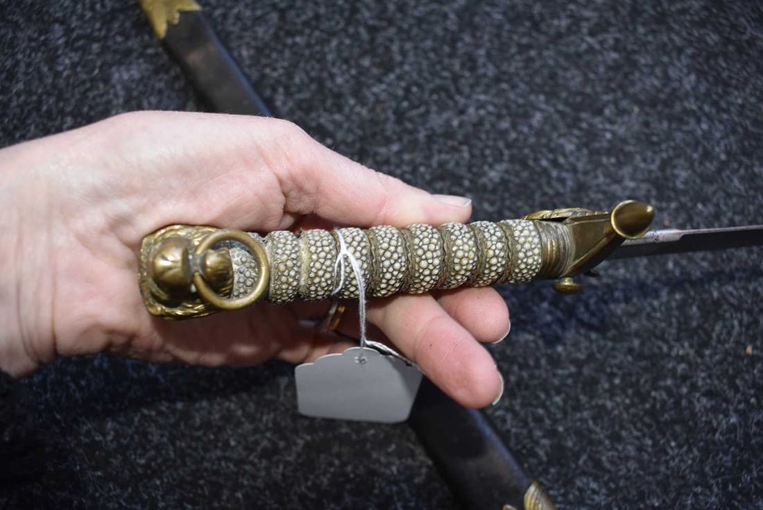 AN 1879 PATTERN BRITISH NAVAL DIRK, - 2