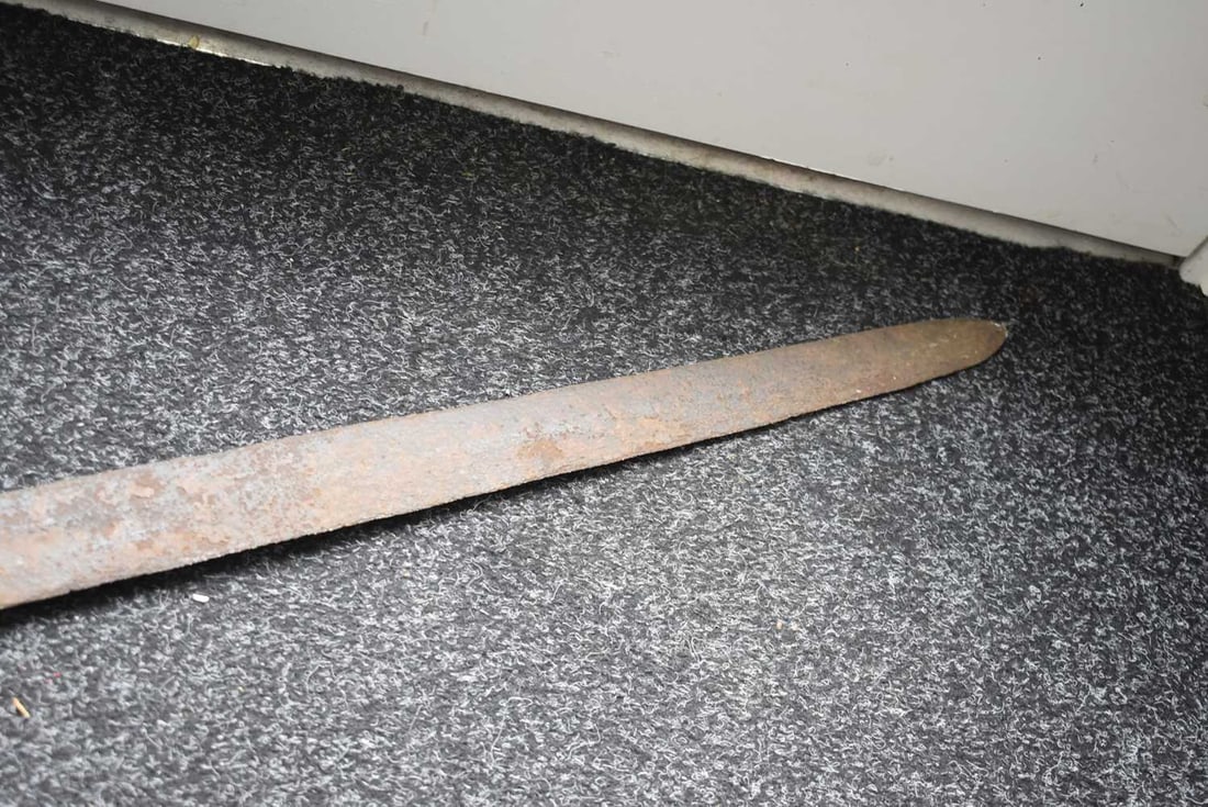 A MEDIEVAL SWORD, - 9