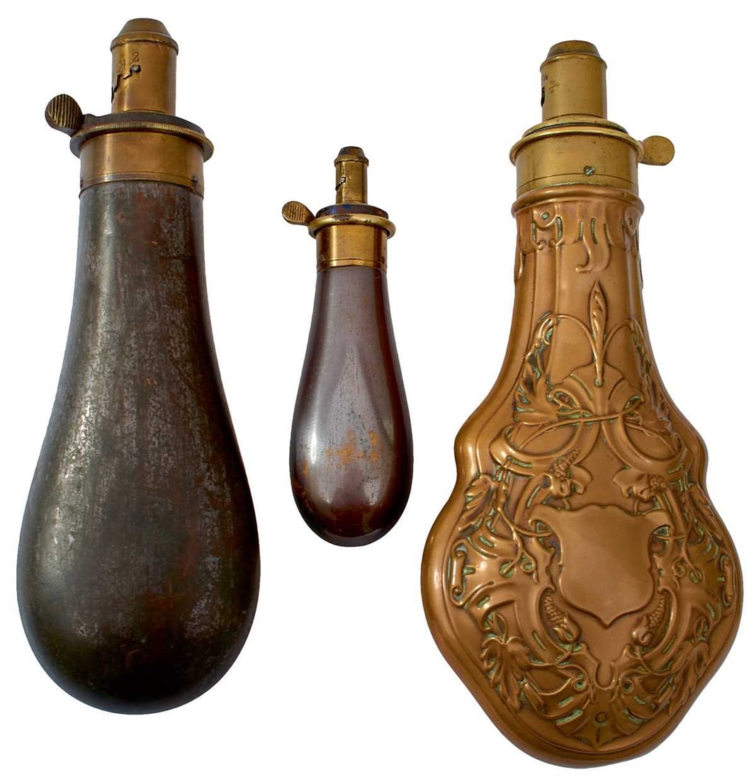 A SMALL COLLECTION OF SHOT AND POWDER FLASKS, (1 of 13)