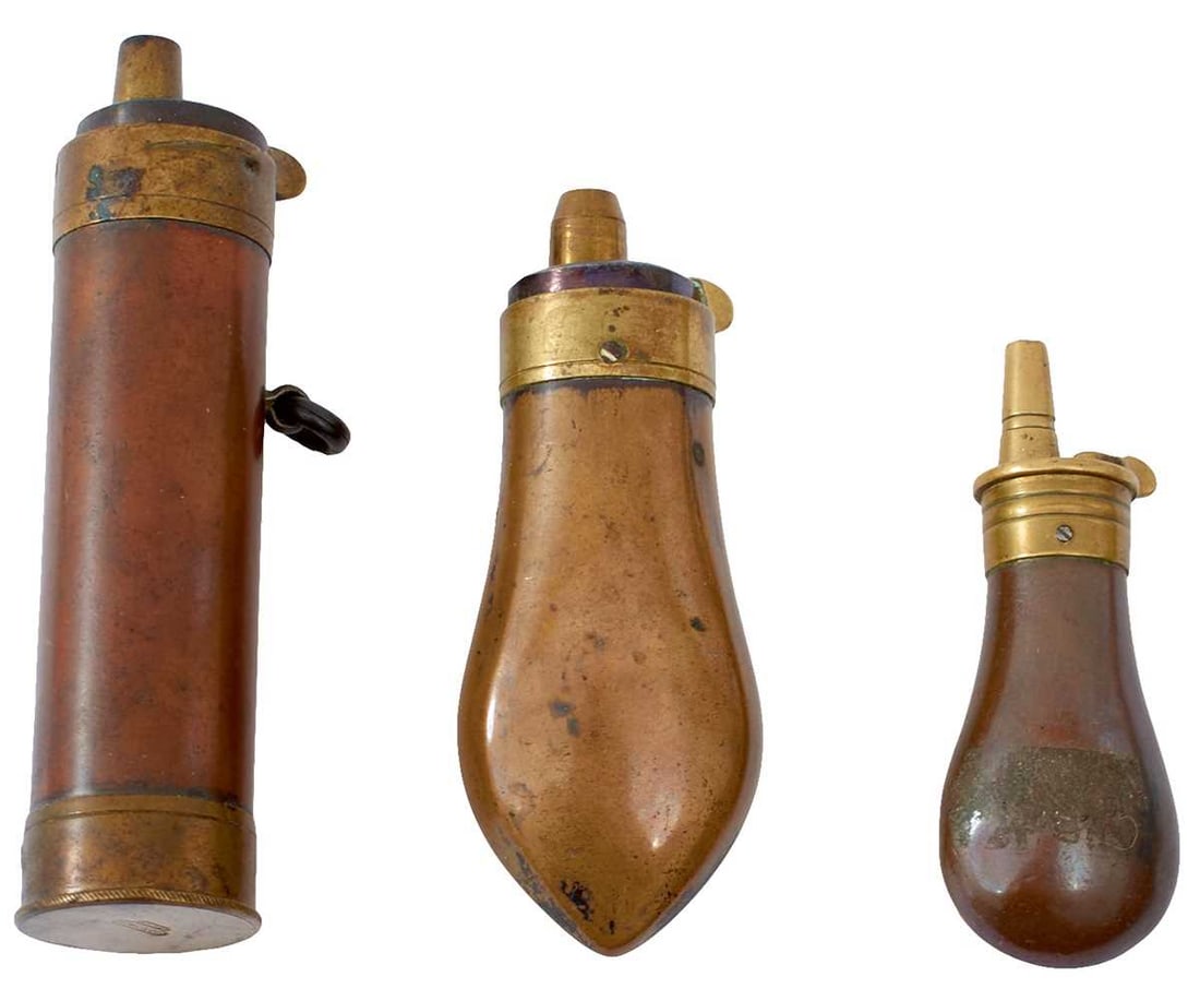 A SMALL COLLECTION OIF POWDER FLASKS AND MEASURES, (1 of 8)