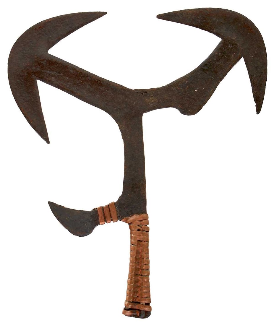 TWO 19TH CENTURY CONGOLESE NGBAKA TRIBE KNIVES,: of characteristic multi-bladed form, with copper bound grips, together with another similar. (3)