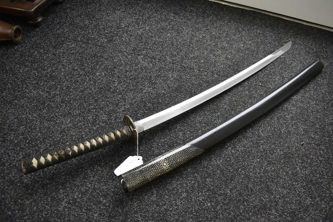 A KATANA, - 18
