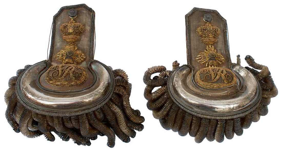 A PAIR OF MILITIA OFFICER'S EPAULETTES, (1 of 12)