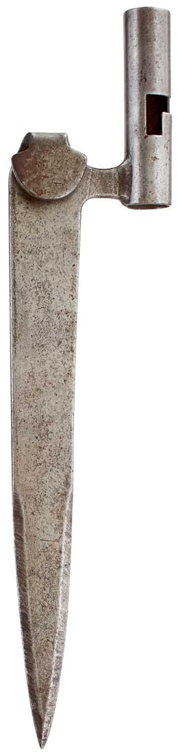 A SOCKET BAYONET IN THE EARLY 18TH CENTURY STYLE,: 31.5cm blade, double edged towards the tip and fitted with a recurving sword of blade breaker at the forte.