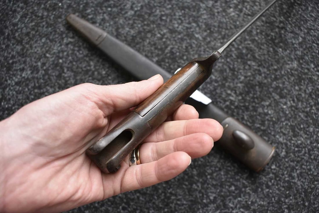 AN 1888 MKI PATTERN SECOND TYPE BAYONET, - 6
