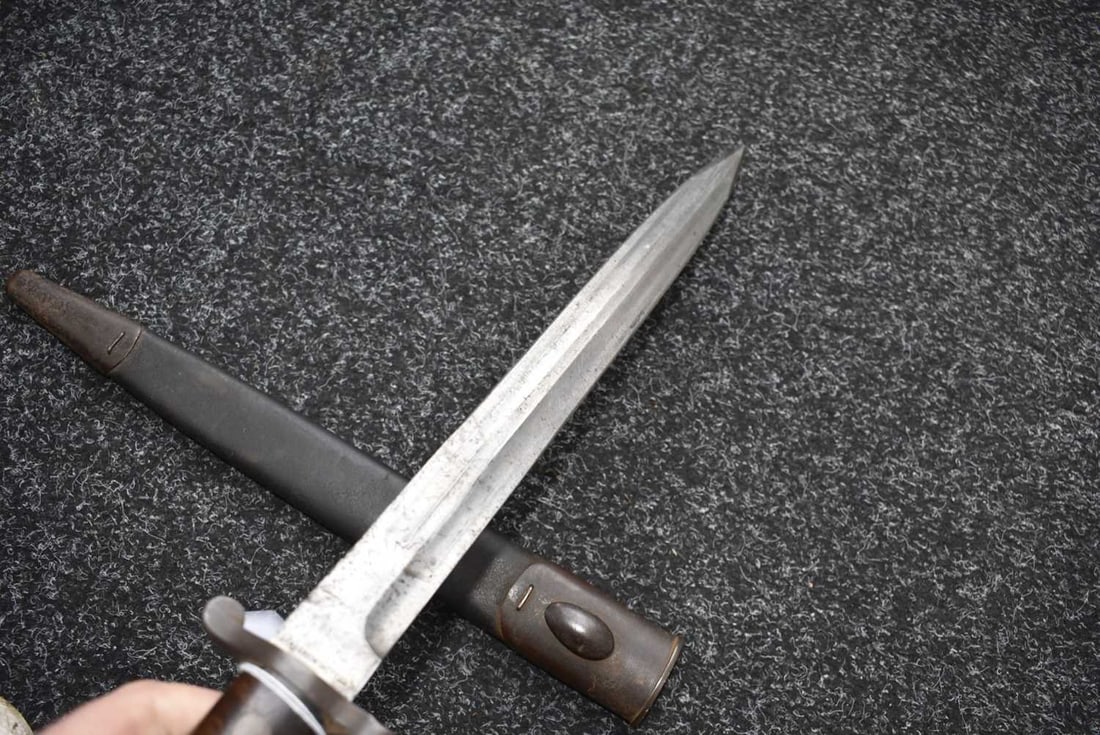 AN 1888 MKI PATTERN SECOND TYPE BAYONET, - 9