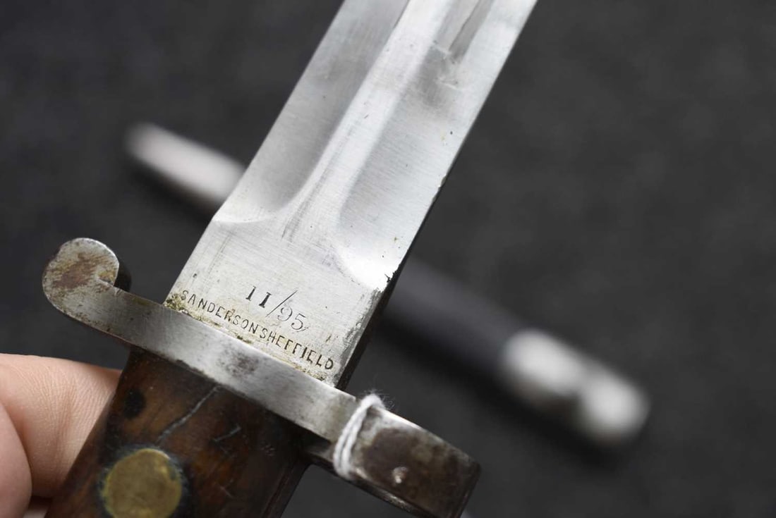 AN 1888 MKI PATTERN SECOND TYPE BAYONET, - 2