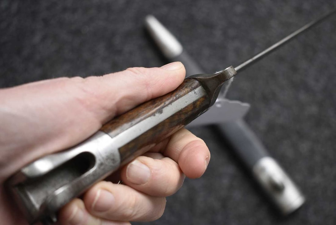 AN 1888 MKI PATTERN SECOND TYPE BAYONET, - 4