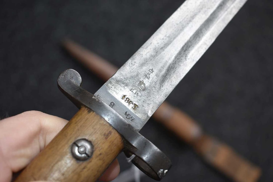 A 1903 PATTERN BAYONET, - 4