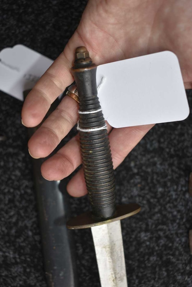 A THIRD PATTERN COMMANDO DAGGER, - 14