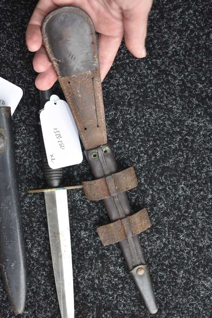 A THIRD PATTERN COMMANDO DAGGER, - 8