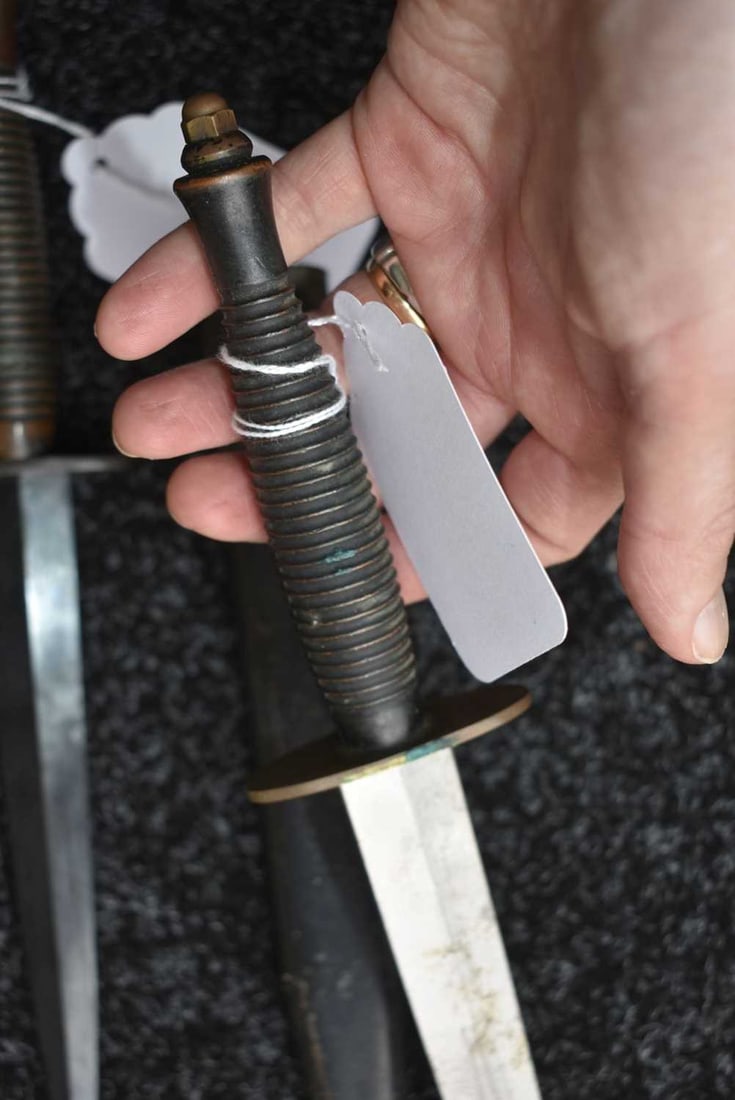 A THIRD PATTERN COMMANDO DAGGER, - 9