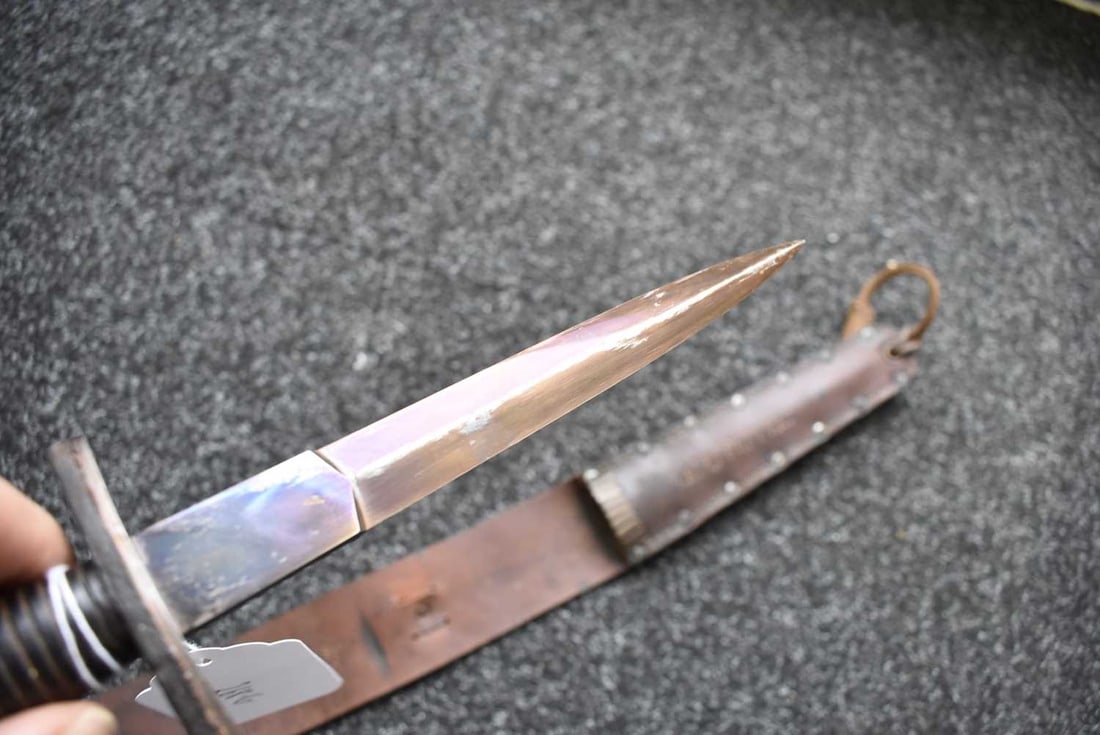 A CASE FIGHTING KNIFE, - 5