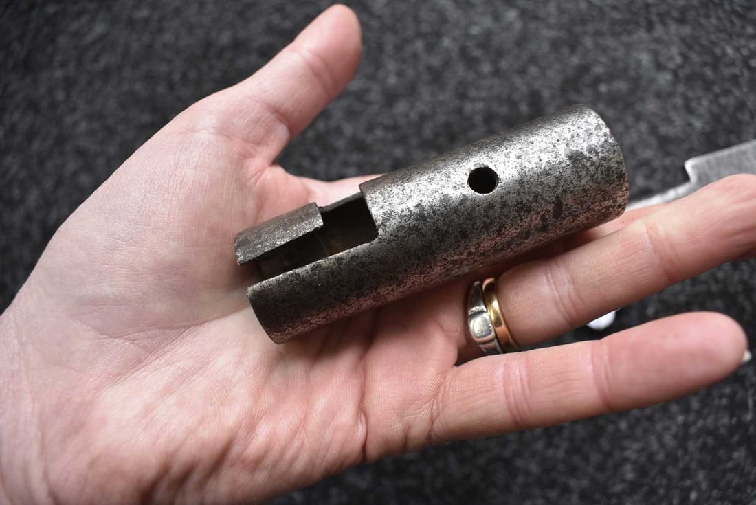 A SWEDISH MODEL 1740 SOCKET BAYONET, - 3