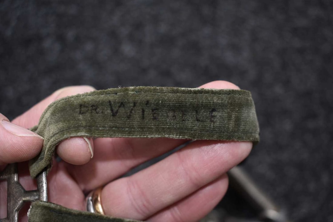 A THIRD REICH SECOND PATTERN LUFTWAFFE OFFICER'S DAGGER, - 7