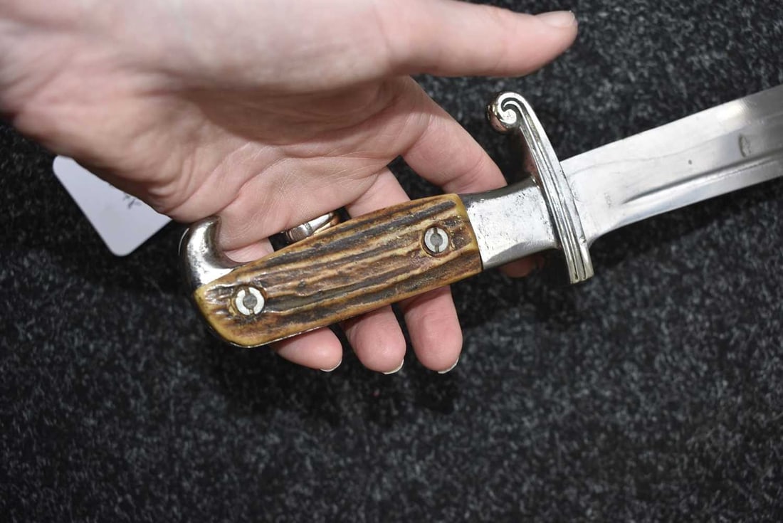 A THIRD REICH RAD HEWER, - 5