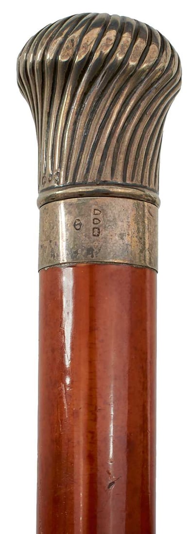 A LATE VICTORIAN WALKING STICK INCORPORATING A HORSE MEASURE, (1 of 16)