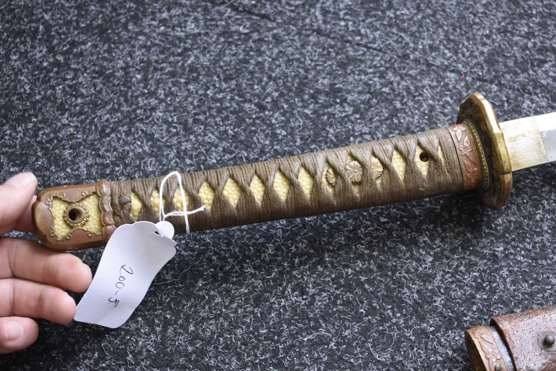 A KATANA - 5