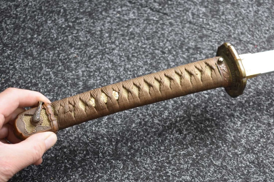 A KATANA, - 18
