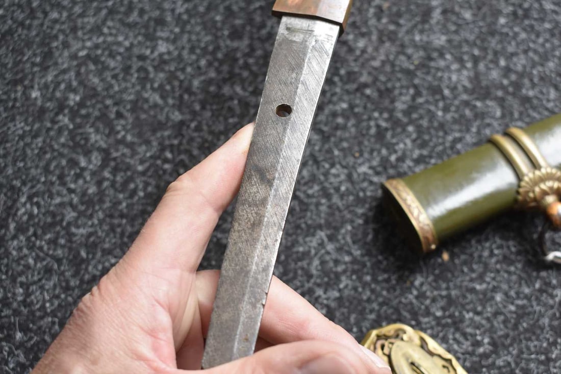 A KATANA, - 12