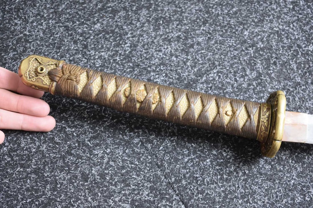 A KATANA, - 17
