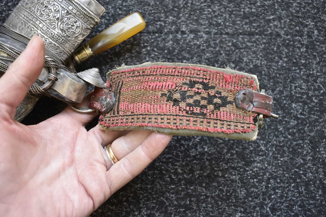 A MIDDLE EASTERN JAMBIYA OR DAGGER, - 10