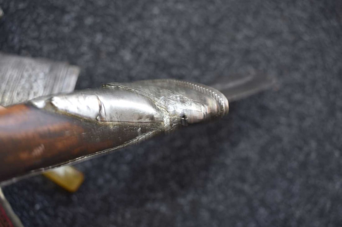A MIDDLE EASTERN JAMBIYA OR DAGGER, - 8