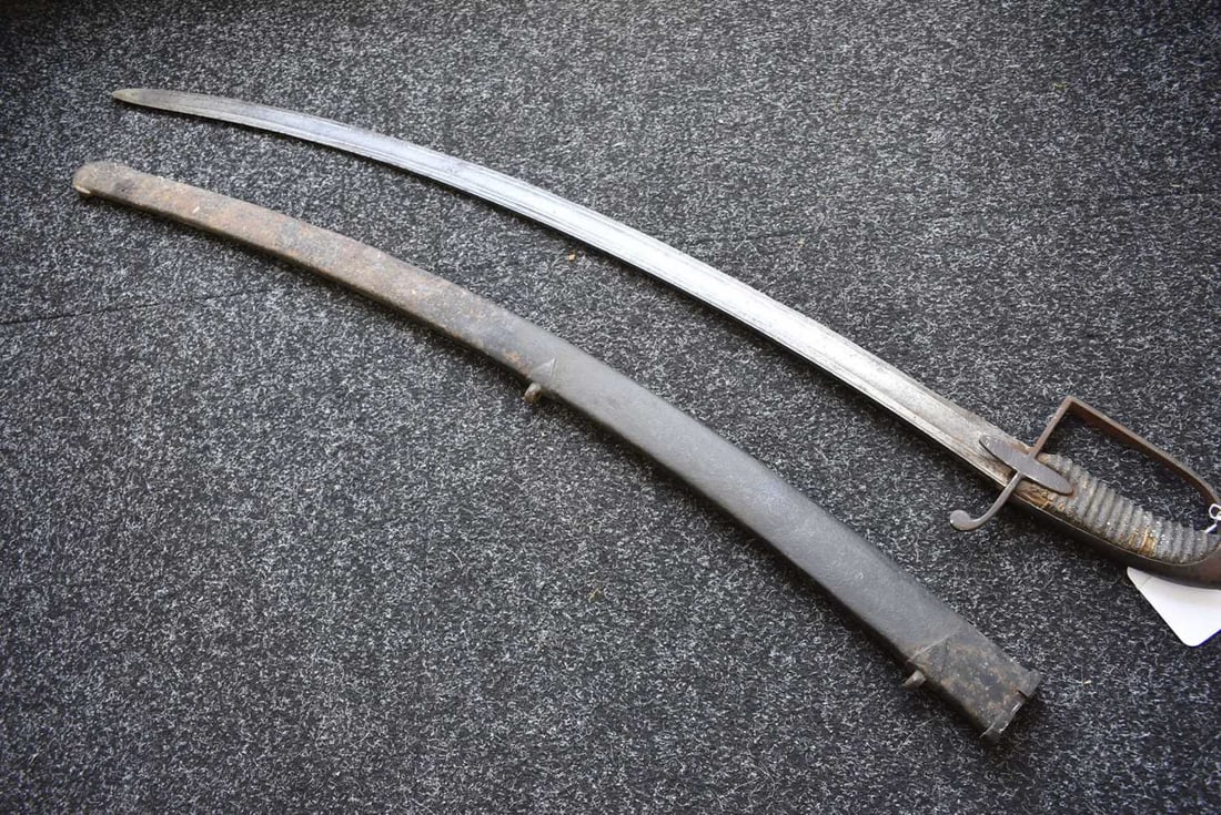 A 1788 PATTERN CAVALRY TROOPER'S SWORD, - 14