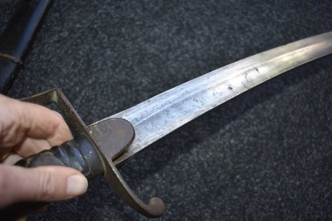 A 1796 PATTERN LIGHT CAVALRY TROOPER'S SABRE, - 9