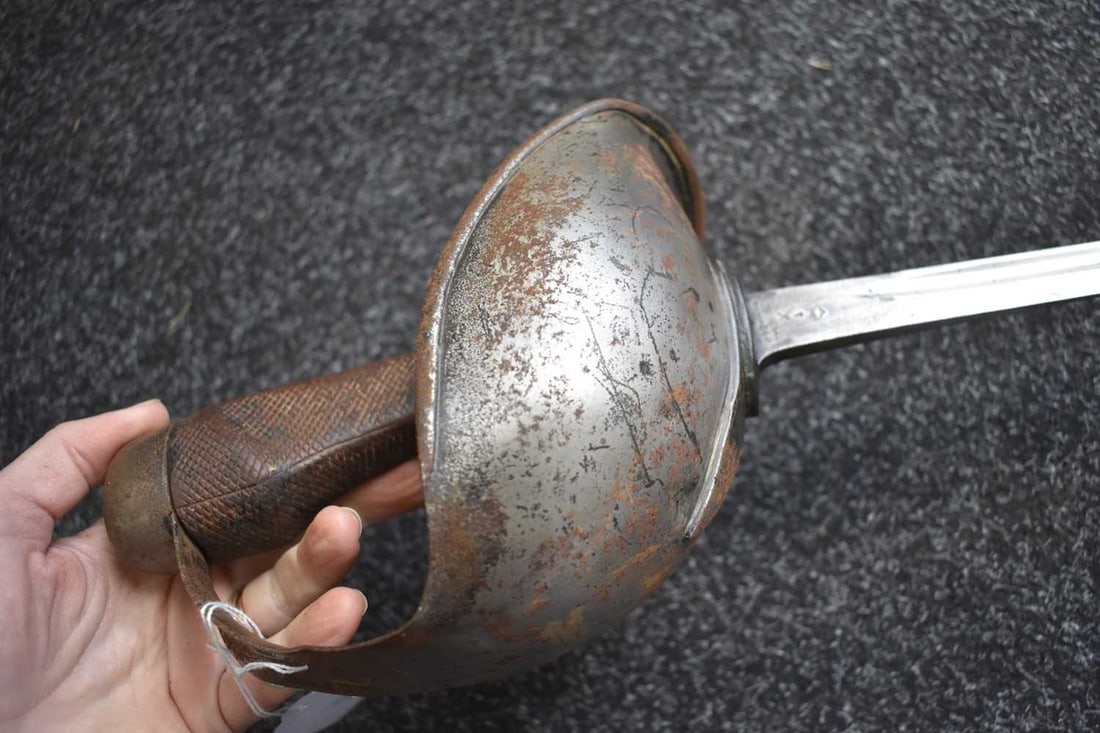 A 1908 PATTERN CAVALRY TROOPER'S SWORD, - 9