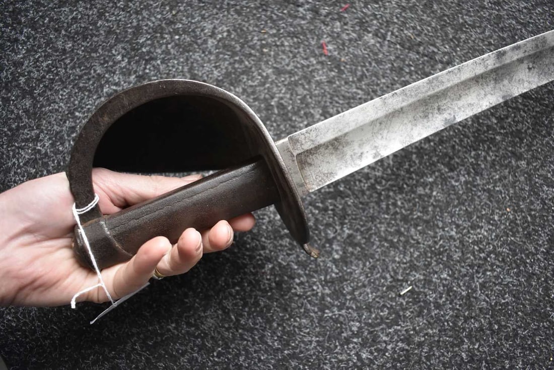 A PRUSSIAN NAVAL CUTLASS, - 16