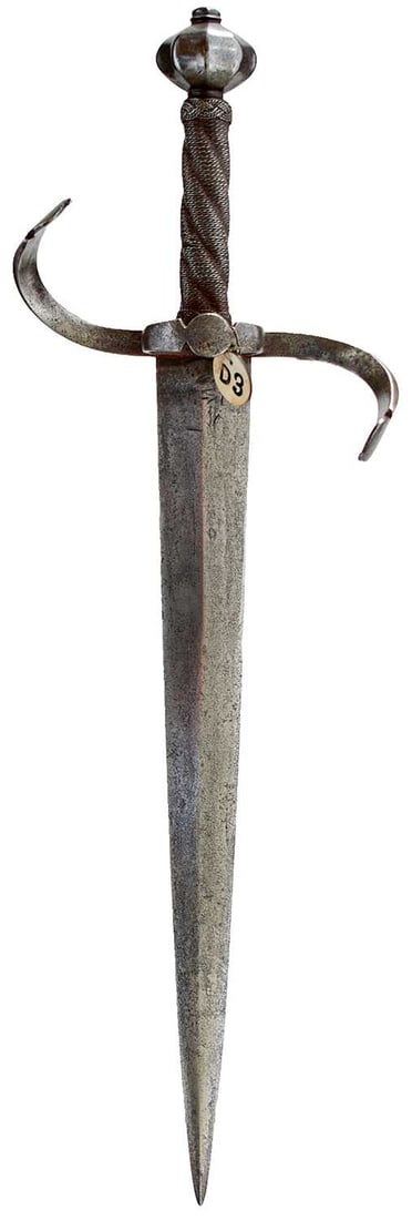 A SAXON LEFT HAND DAGGER IN THE EARLY 17TH CENTURY STYLE, (1 of 8)