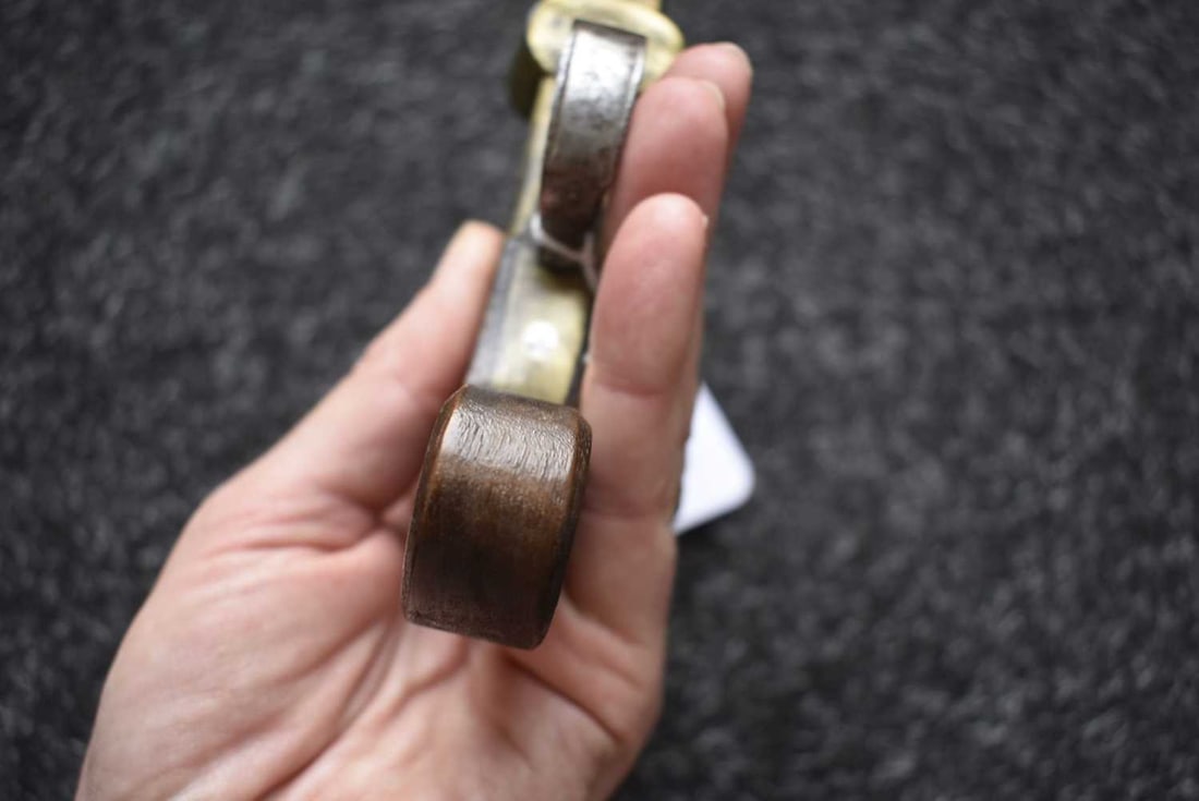 A FLINTLOCK TINDER LIGHTER, - 11
