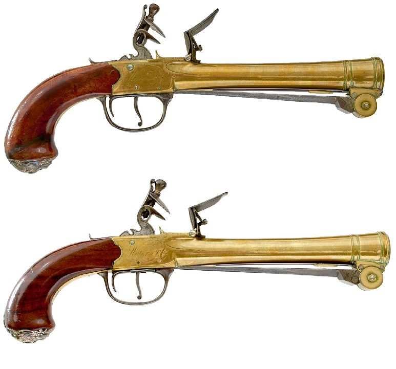 A RARE PAIR OF 18TH CENTURY SILVER MOUNTED FLINTLOCK WATERS PATENT BAYONET BOARDING OR COACHING (1 of 20)